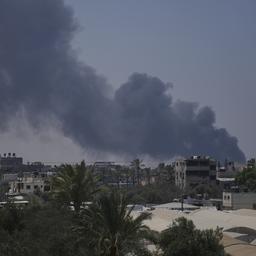 Rauchschwaden nach israelischen Angriffen in Deir al-Balah