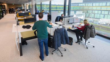 Blick in ein Großraumbüro