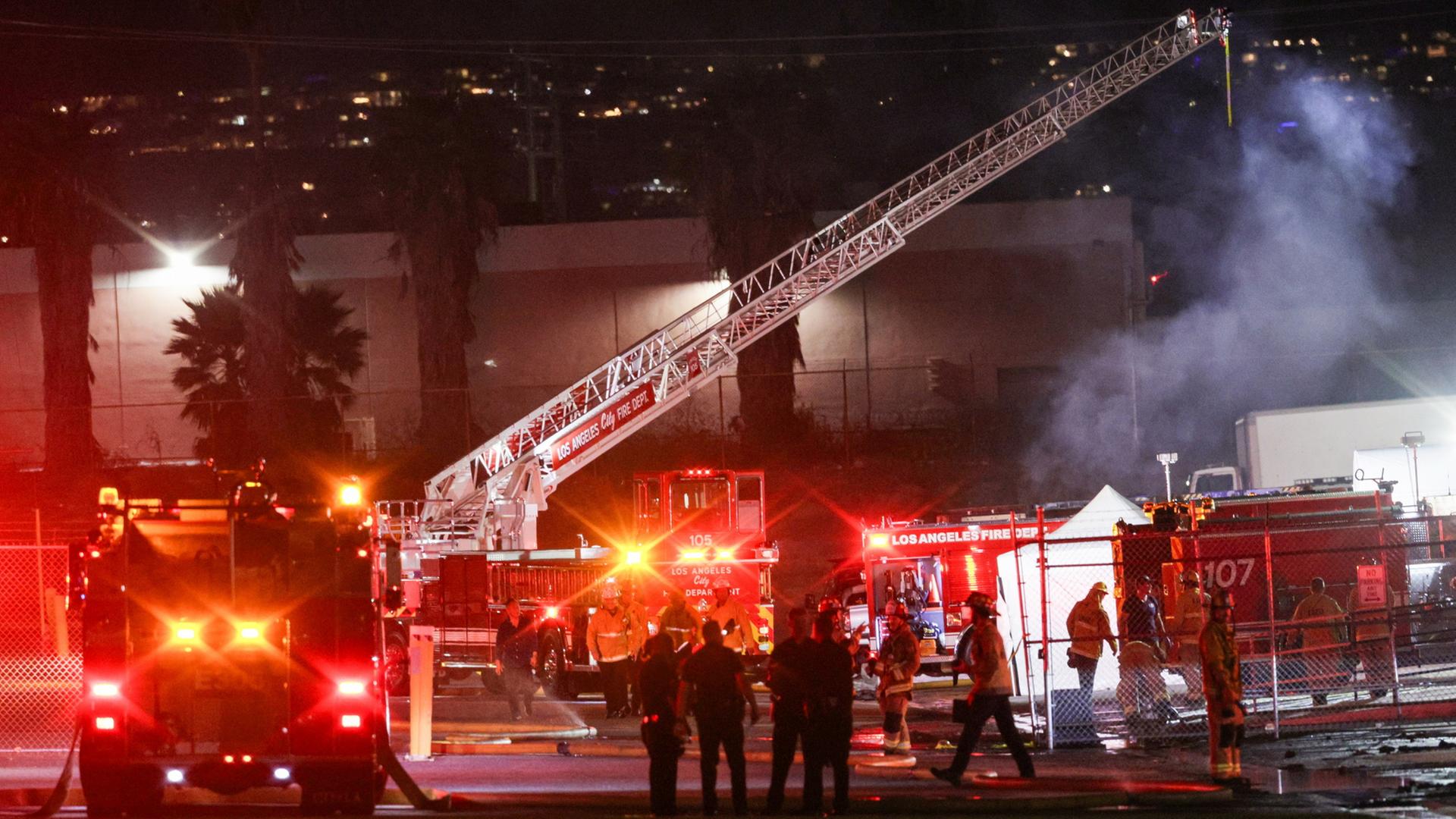 Drei Tote bei Absturz von TV-Helikopter in Los Angeles