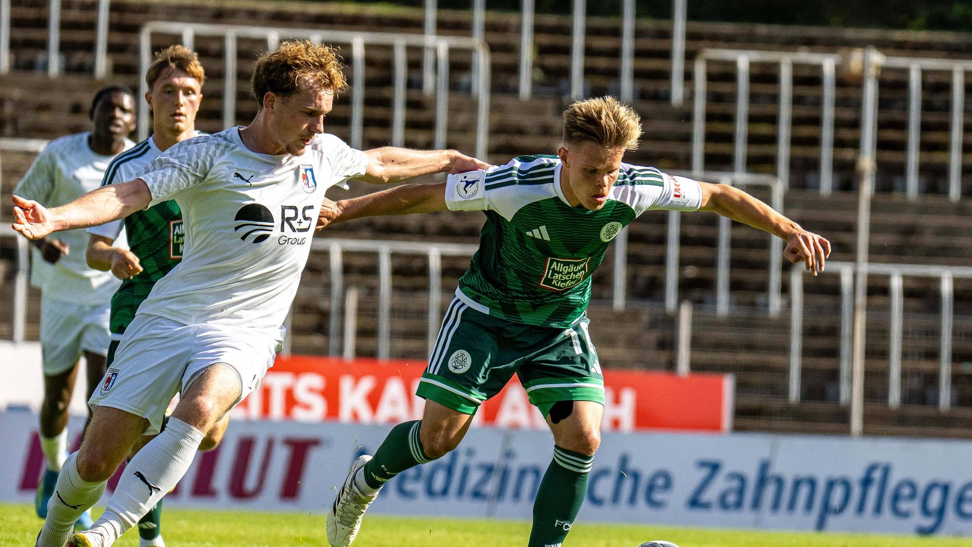 Spielszene zwischen dem FC Homburg und der SG Barockstadt Fulda-Lehnerz | IMAGO / Jan Huebner