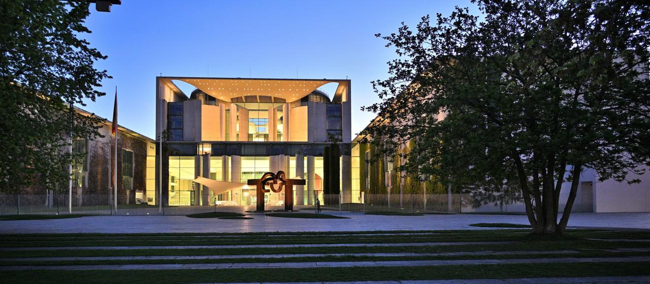 Blick auf das Bundeskanzleramt in Berlin.