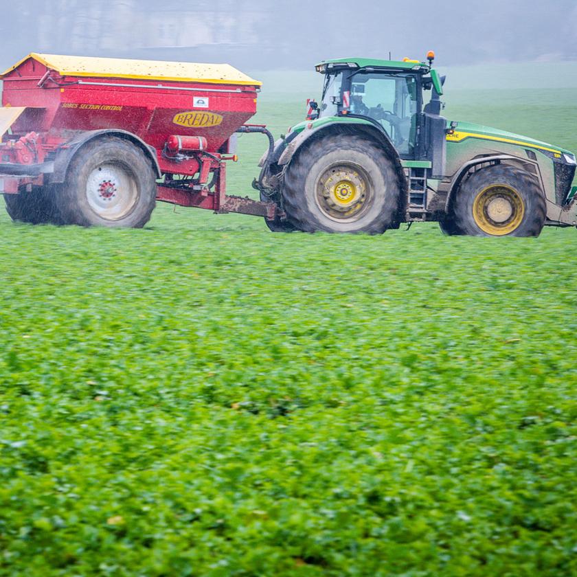 Hohe Dngerpreise: EU-Kommission will zustzliche Hilfen an Bauern zahlen