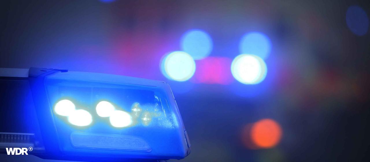 Auf dem Bild ist ein Blaulicht eines Einsatzwagens zu sehen