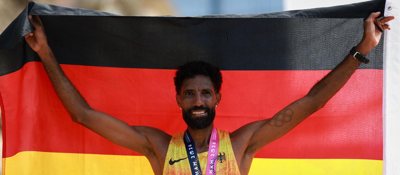 Amanal Petros gewinnt Marathon-Gold