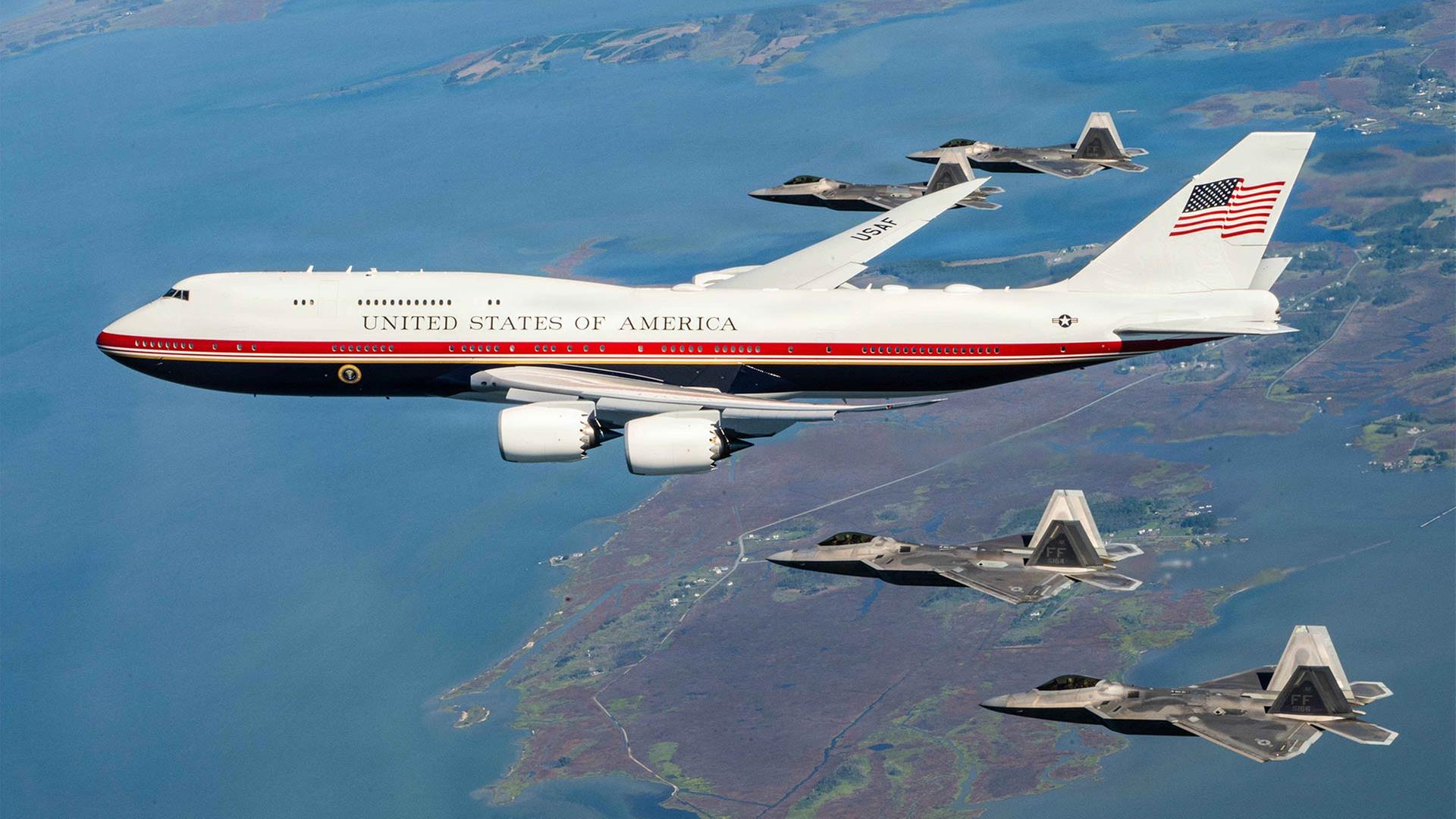 Neue Air Force One hält Boeing tief in der Verlustzone