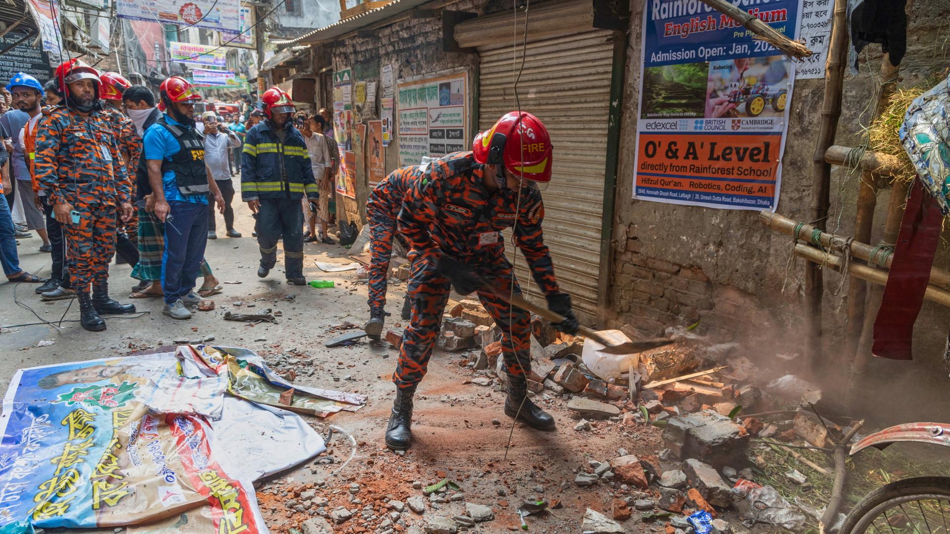 Mindestens neun Tote bei Erdbeben in Bangladesch