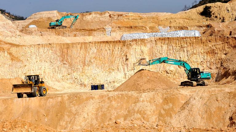 Mine mit Seltenen Erden im Kreis Ganxian, Provinz Jiangxi, China.