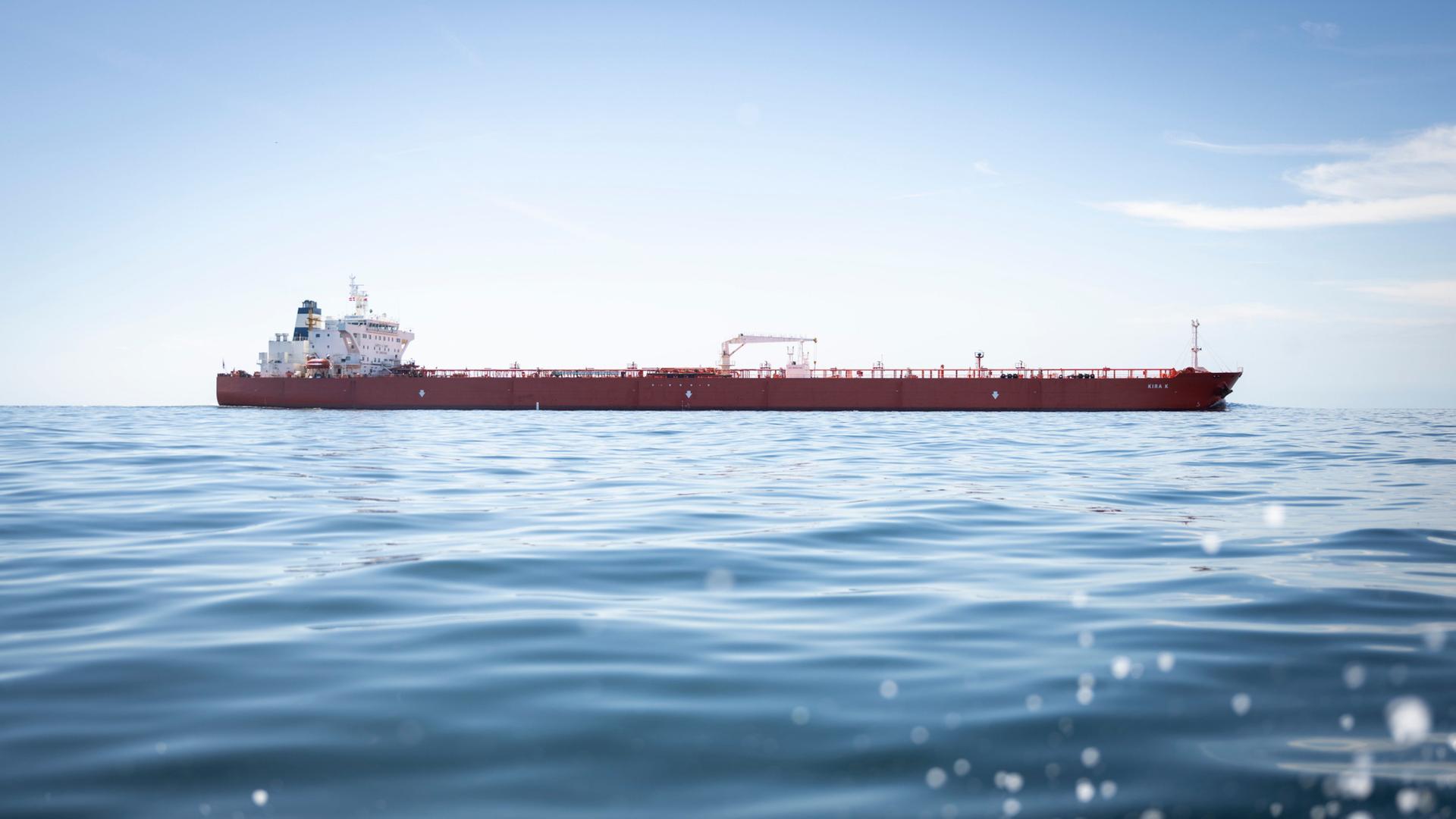 Der zur russischen Schattenflotte identifizierte Öltanker 