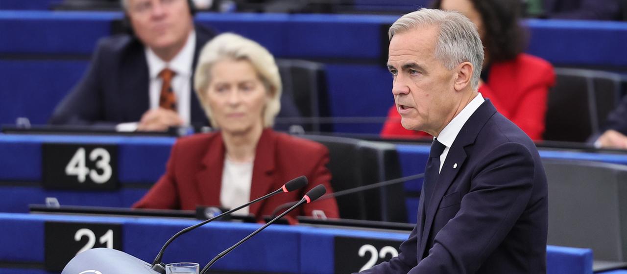 Mark Carney spricht im Europäischen Parlament