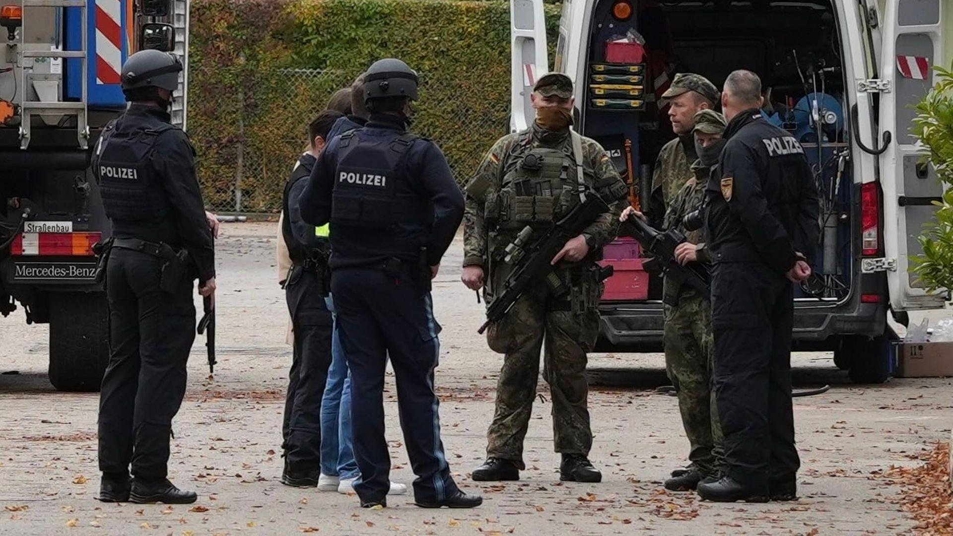 Einsatzkräfte rekonstruieren den Vorfall in Erding. | News5