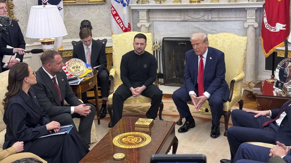 Im Februar war es zwischen Trump und Selenskyj zum Eklat gekommen. | dpa Wolodymyr Selenskyj und Donald Trump (Archivbild: 28.02.2025)