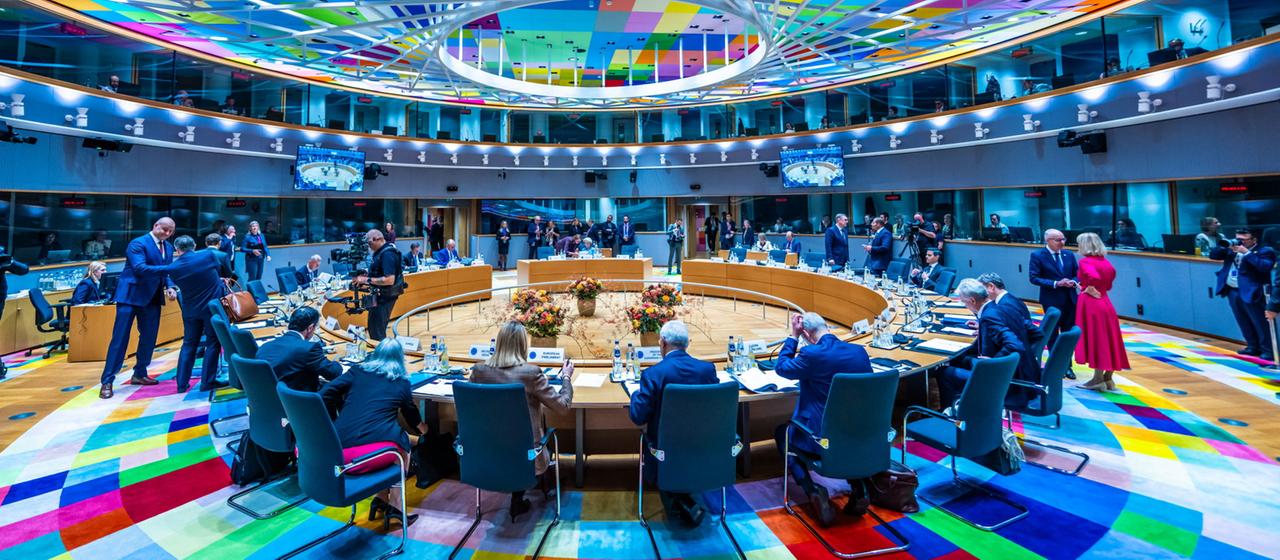 Die Staats- und Regierungschefs der EU-Staaten sind zum EU-Gipfel in Brüssel zusammengekommen.