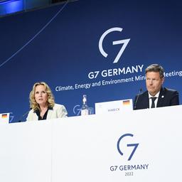 Der deutsche Wirtschafts- und Klimaminister Habeck und die Umweltministerin Steffi Lemke geben nach der G7-Klimakonferenz in Berlin eine Pressekonferenz.