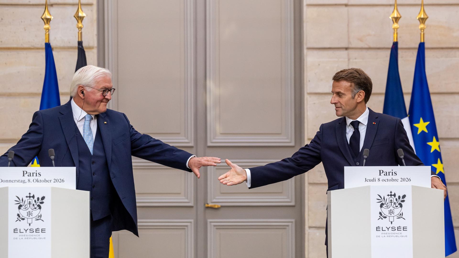 Frank-Walter Steinmeier und Emanuel Macron | Christophe Petit Tesson/EPA Pool