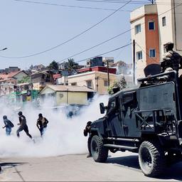 Die Polizei setzt Tränengas gegen Demonstrierende in Madagaskar ein