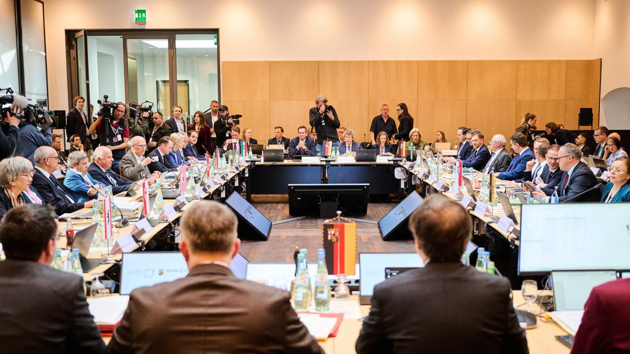 Energiepreise: Ministerpräsidenten drängen auf Entlastungen