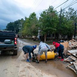 Aufräumarbeiten nach Sturm "Helene" in North Carolina