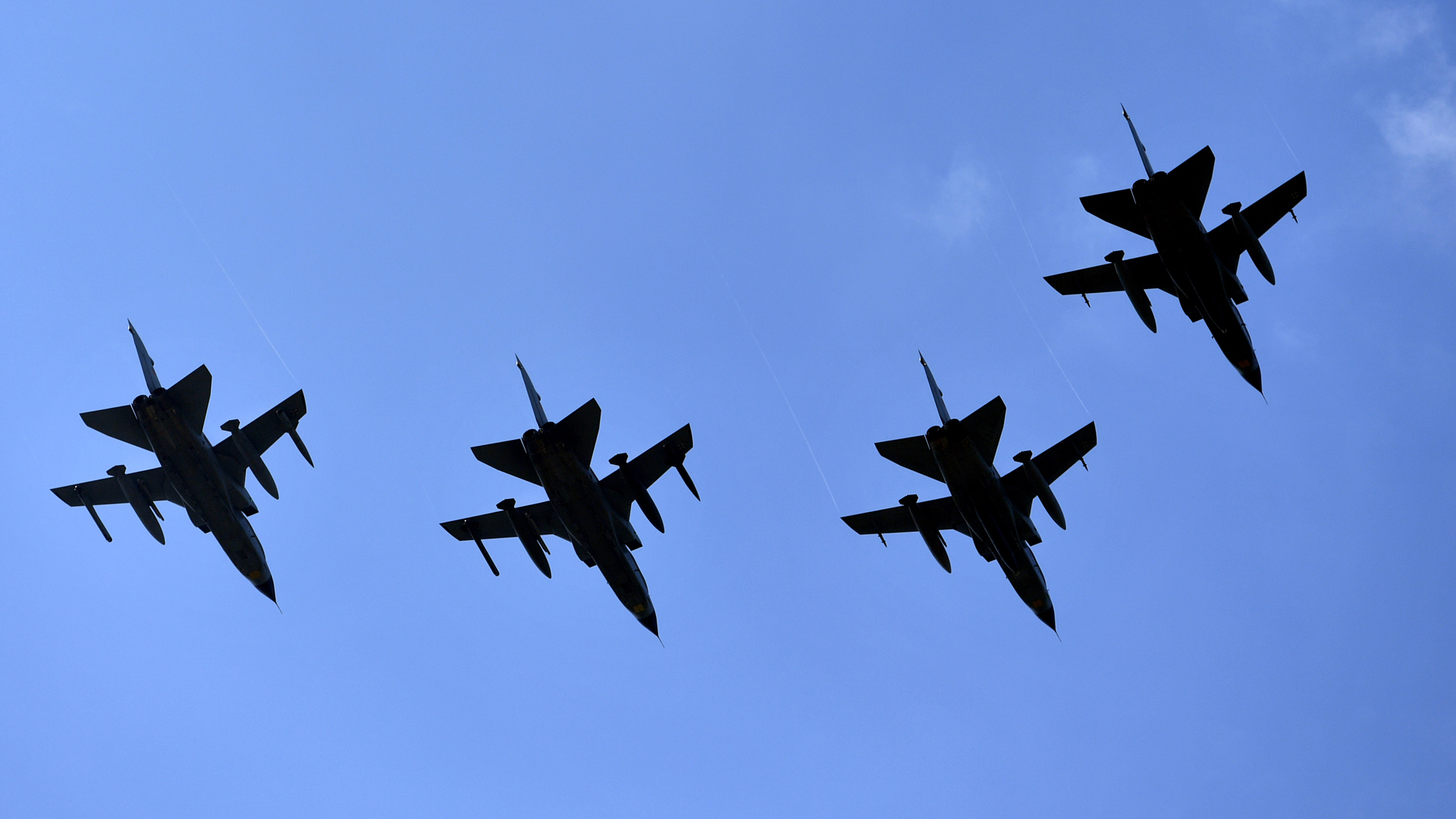 "Tornado"-Flugzeuge der Bundeswehr fliegen über Brandenburg