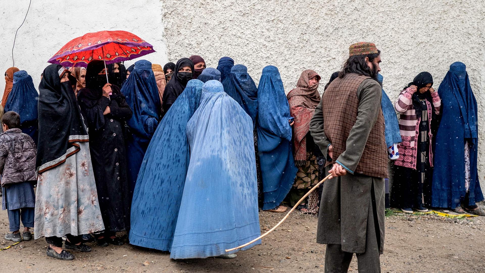 Kommentar zur Taliban-Herrschaft in Afghanistan: Zeit für eine klare Haltung