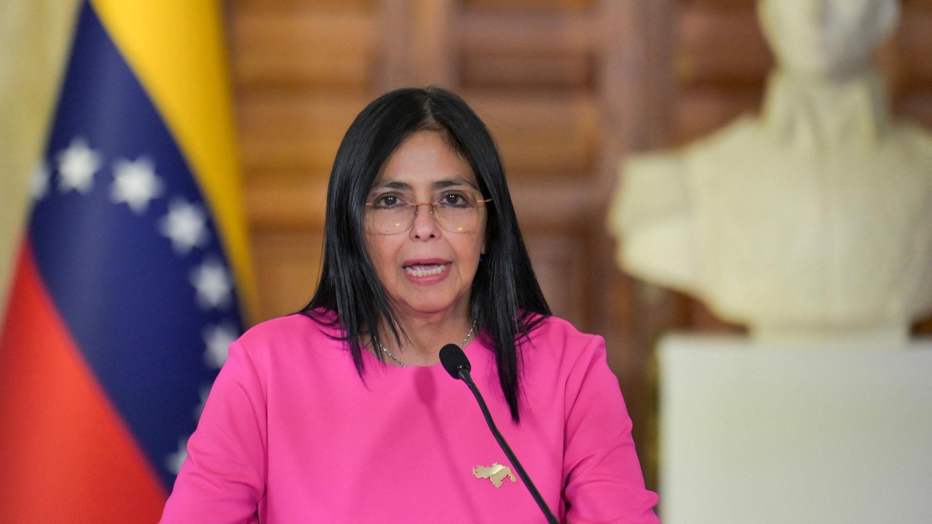 Venezuelas Vizepräsidentin Rodríguez zur Interimspräsidentin ernannt