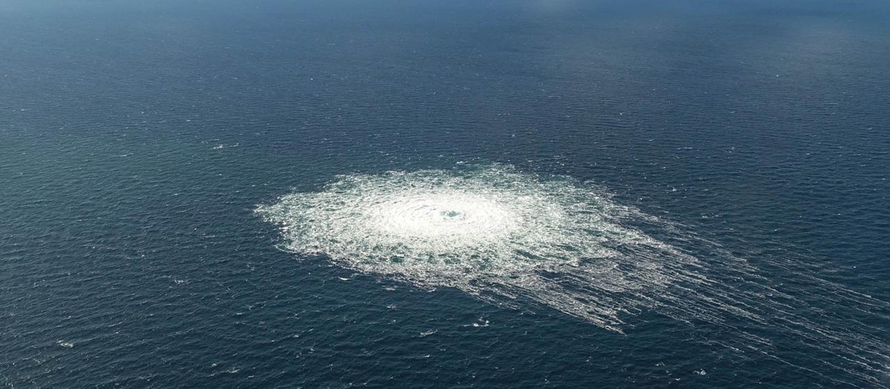 Gasaustritt aus der Nord Stream 2-Pipeline vor Bornholm, Dänemark.
