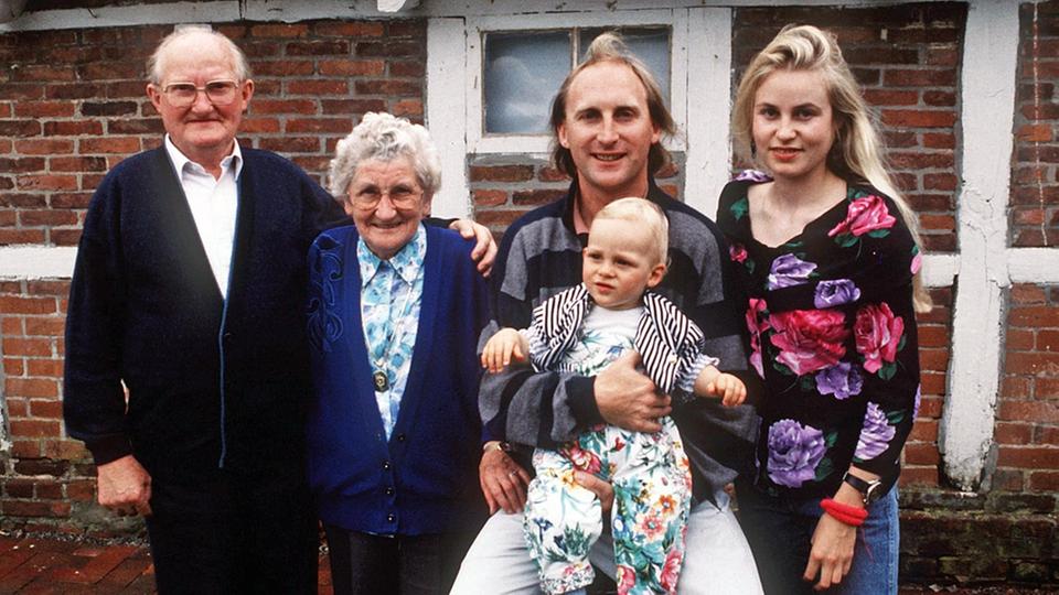 Niedersachsen Hamburg Otto Waalkes Komiker und KultOstfriese ist 75 geworden tagesschau.de Niedersachsen Hamburg Otto Waalkes Komiker und KultOstfriese ist 75 geworden tagesschau.de