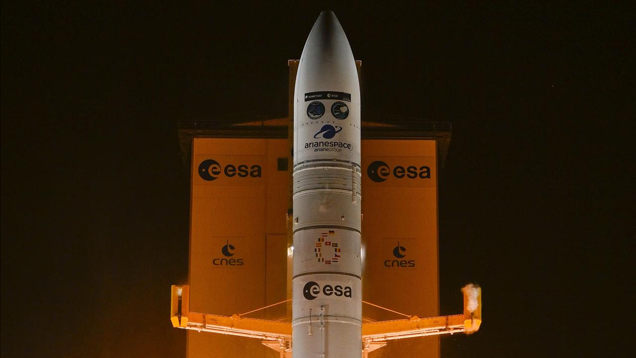 Satellit-Sentinel-1D-startet-zur-Wachabl-sung-ins-All