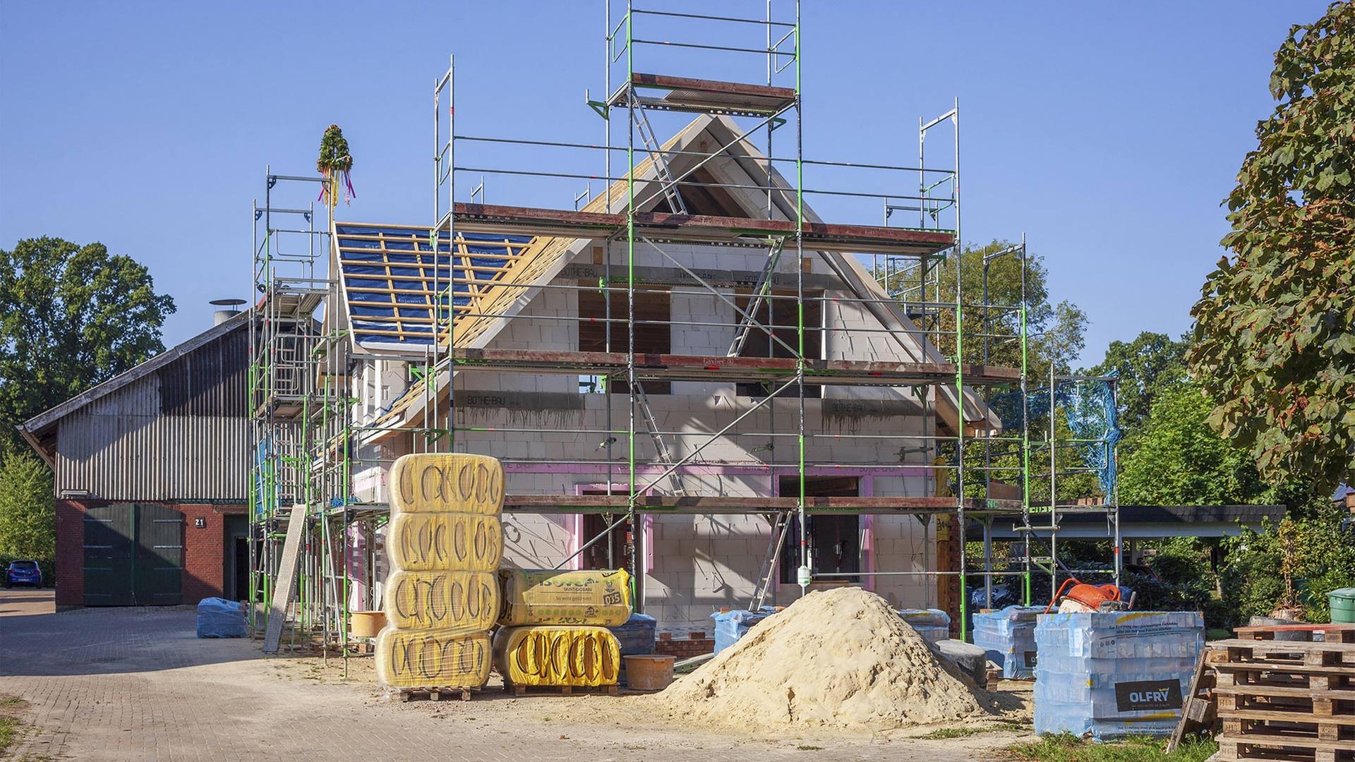 Neubau eines Einfamilienhauses. | picture alliance / imageBROKER