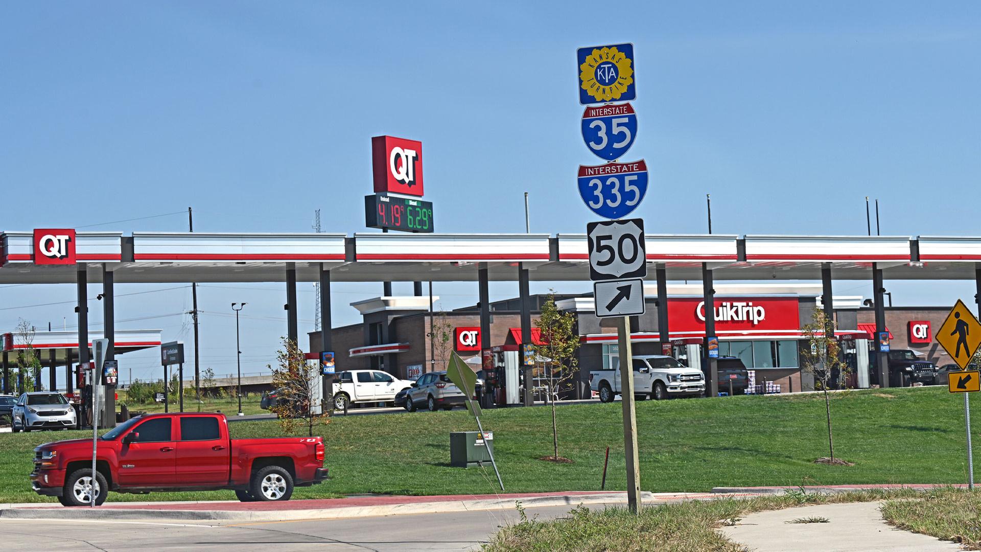 USA prüfen wegen hoher Spritpreise Exportstopp für Diesel