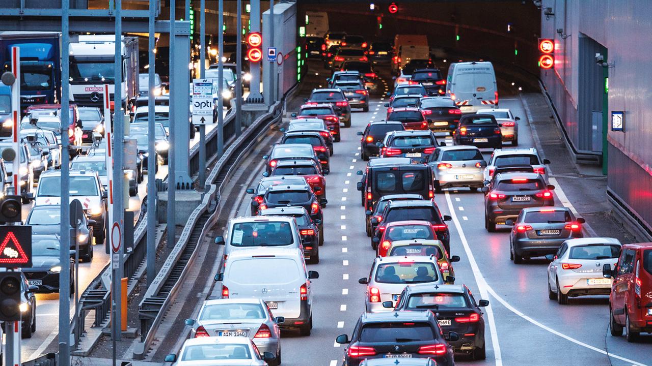 Umwelthilfe scheitert mit Klimaklage gegen BMW und Mercedes