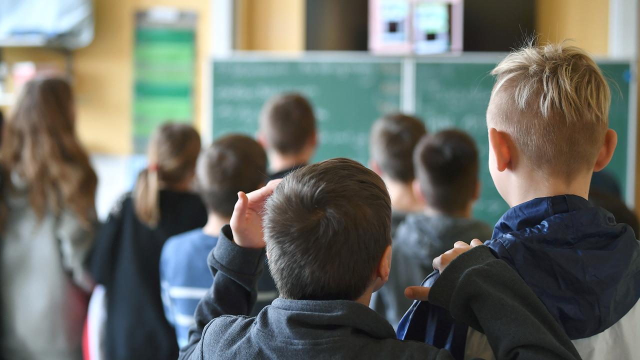 Mehr Schülerinnen und Schüler wiederholen Klasse tagesschau.de