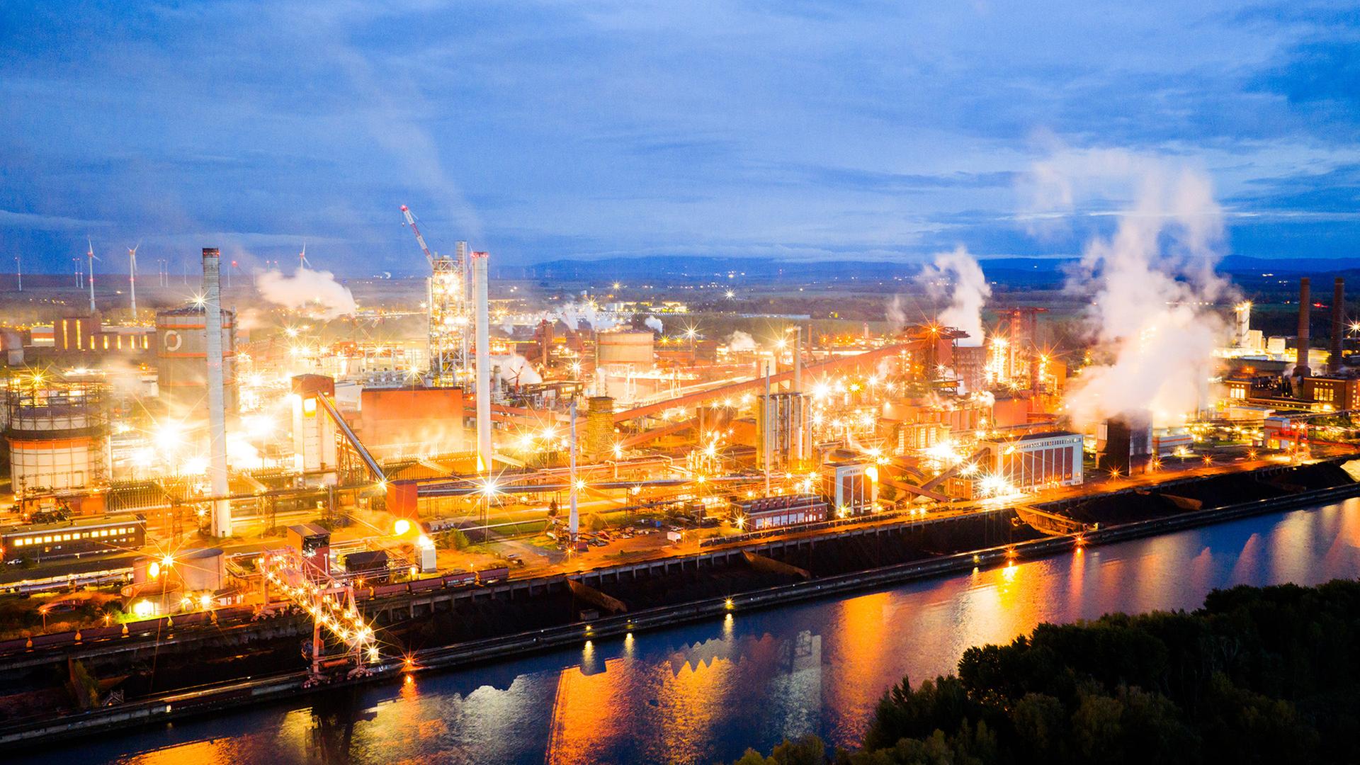 Reform des Emissionshandels: CO2-Kosten spalten die Industrie