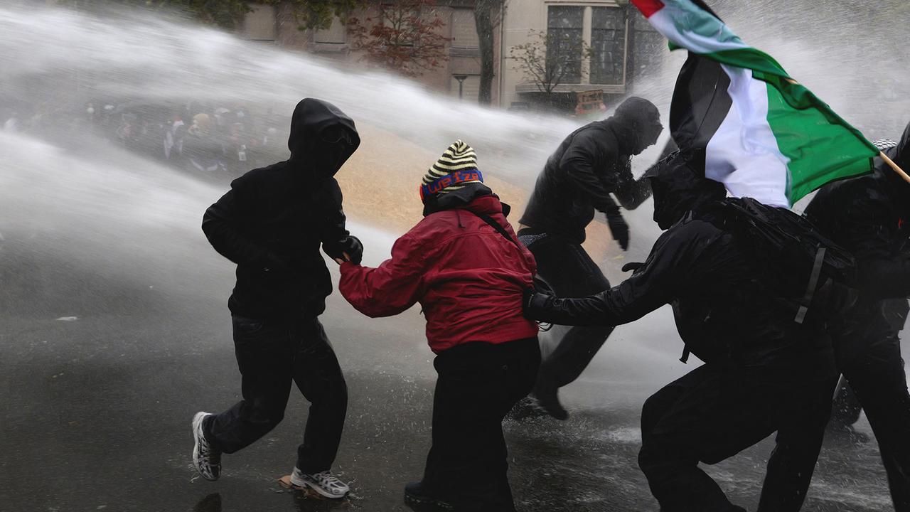 Proteste in Europa - auch mit Gewalt