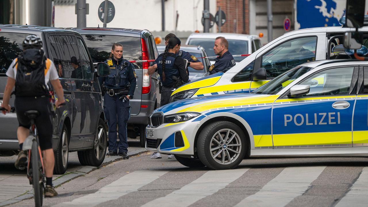 Munich: Two suspects in custody after arson attack