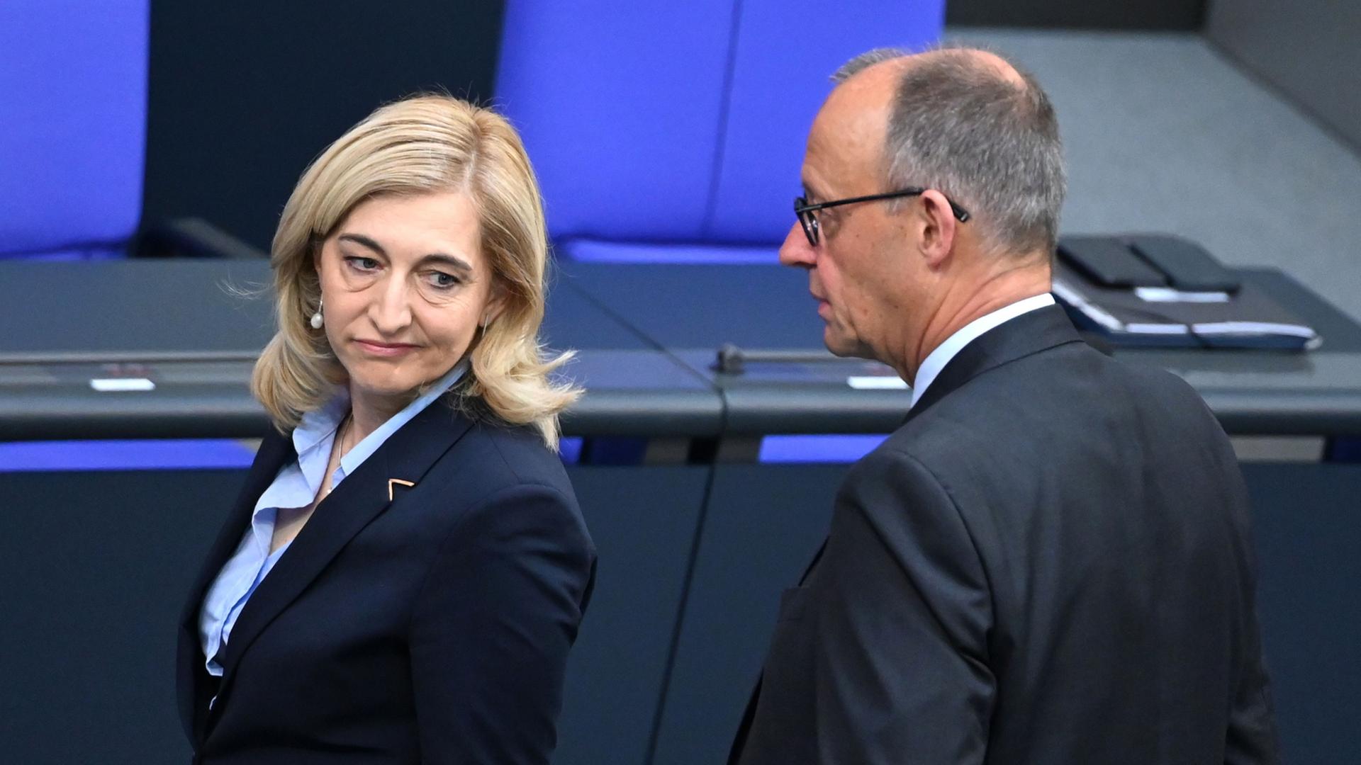 Nina Warken und Friedrich Merz | Elisa Schu/dpa
