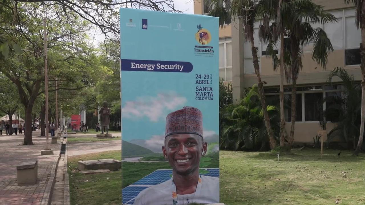 Konferenz in Kolumbien: Beratungen über Abkehr von Kohle, Öl und Gas