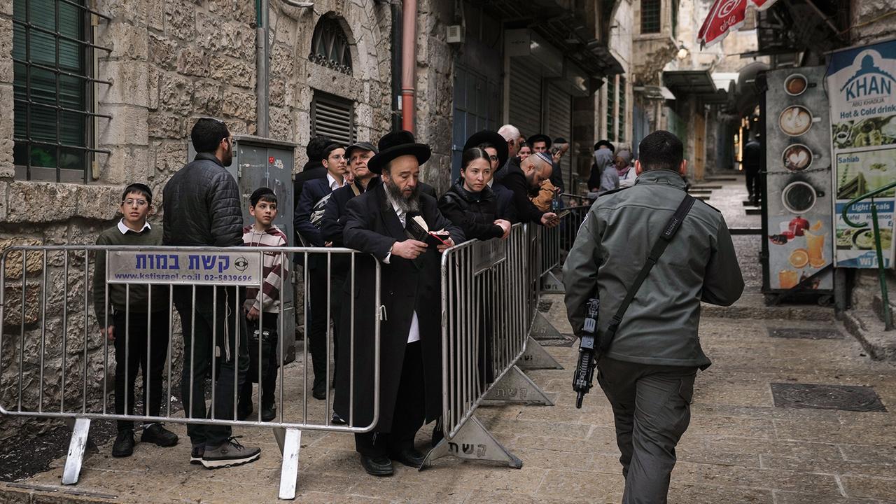 Pessach in Israel: Fest der Freiheit zwischen Sirenen und Bunkern