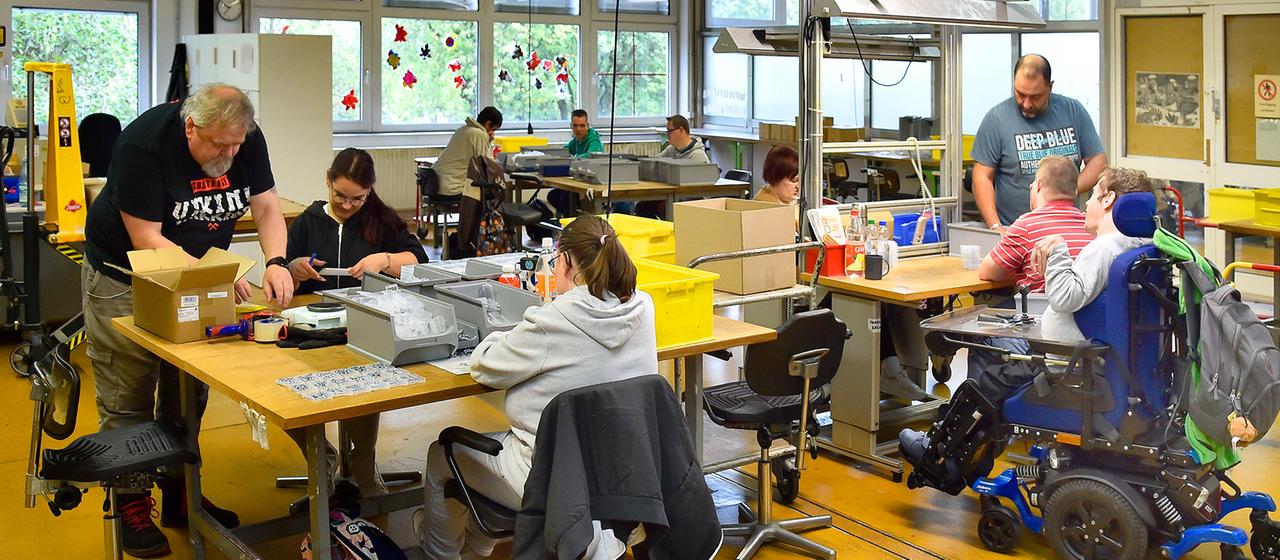 Blick in die AWo-Werkstatt für behinderte Menschen in Sprockhövel.