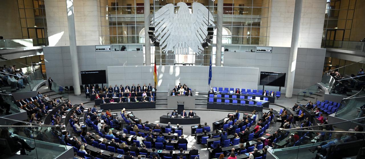 Blick ins Plenum des Bundestags.