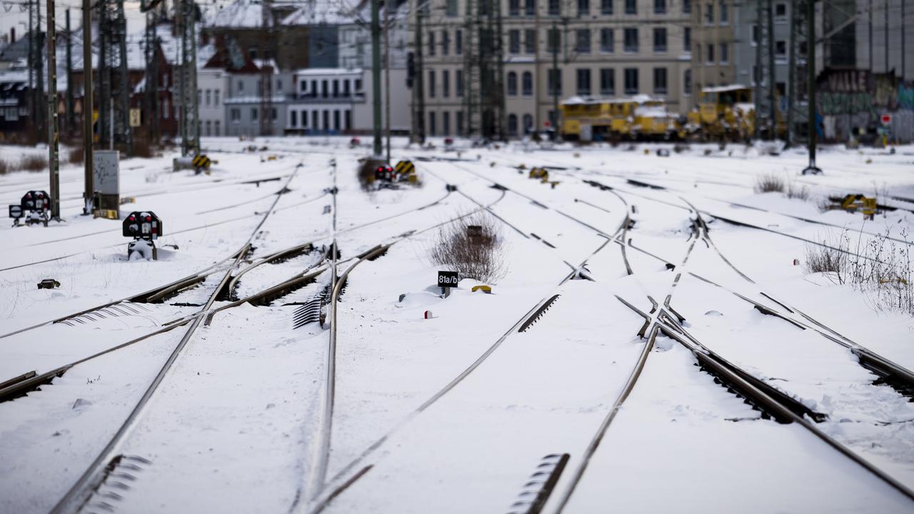 Nach-Wintersturm-Elli-Bahnverkehr-bleibt-eingeschr-nkt