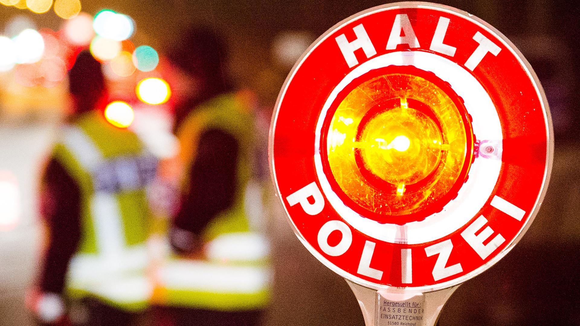 Notruf aus Auto: Achtjährige stoppt Alkoholfahrt ihrer Mutter