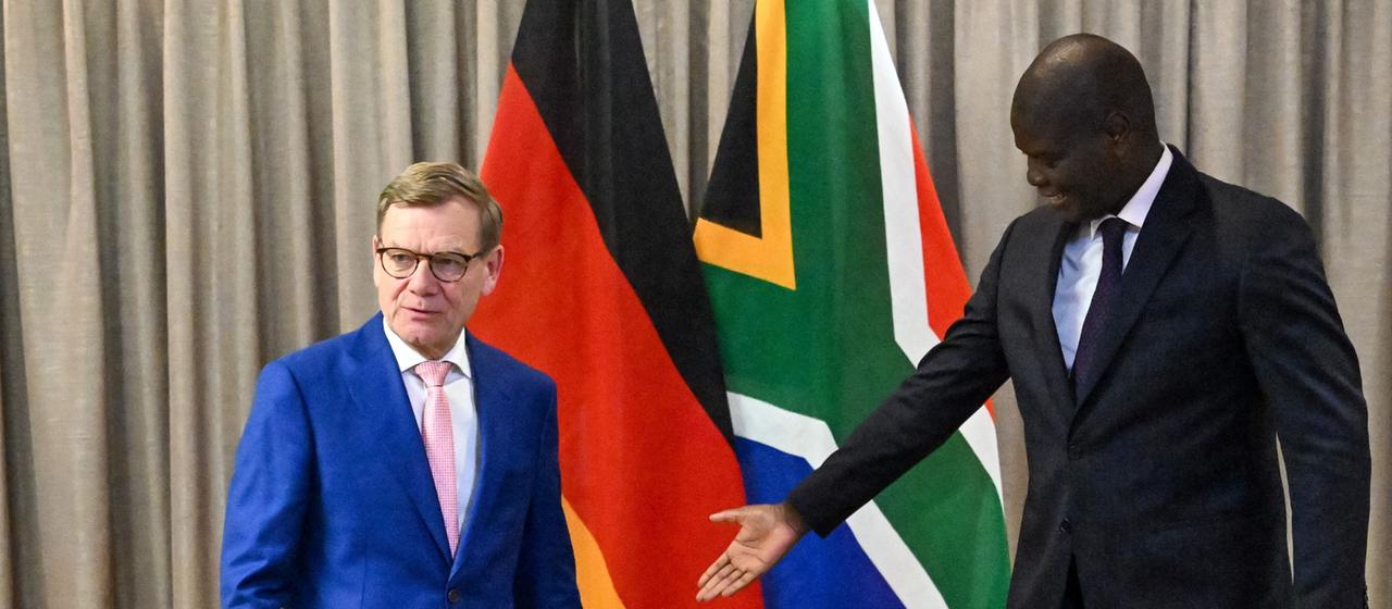 Bundesaußenminister Johann Wadephul und Ronald Lamola, Außenminister Südafrikas