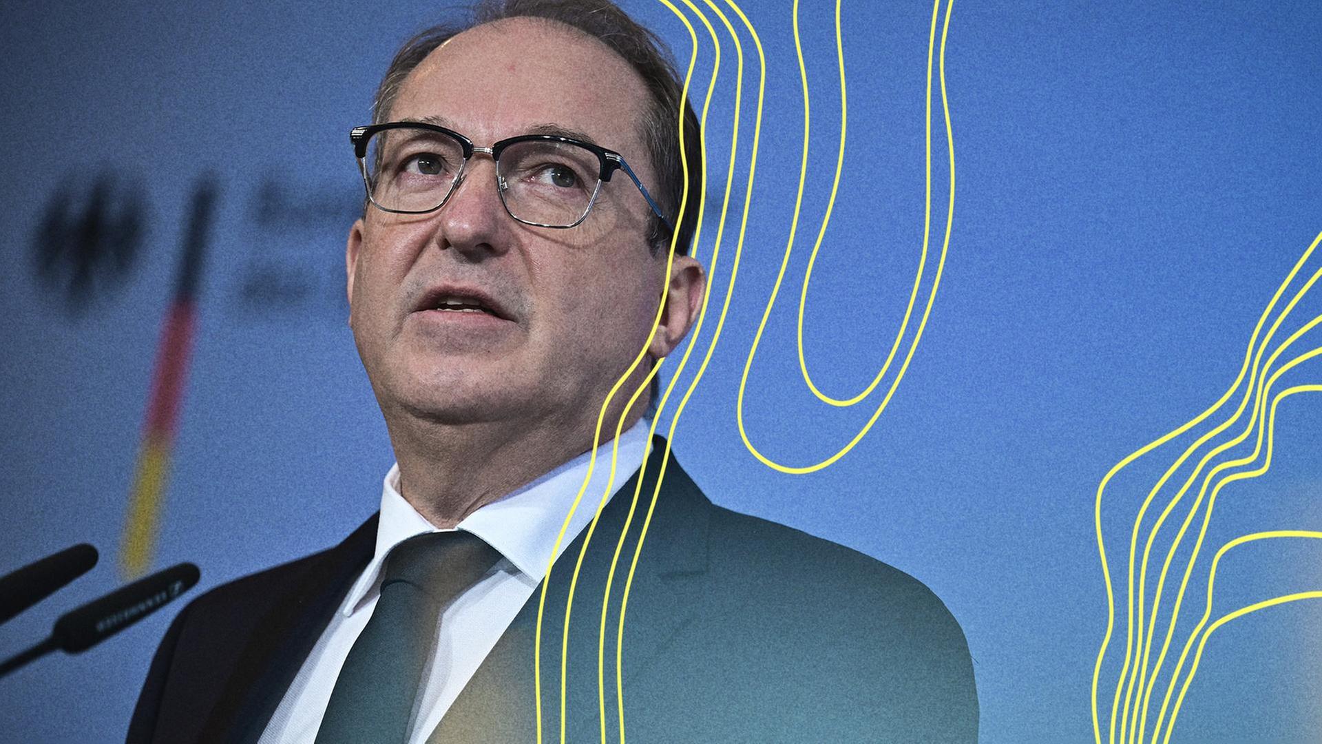 Alexander Dobrindt (CSU), Bundesinnenminister, spricht im Bundesministerium des Innern | picture alliance/dpa | Sebastian Christoph Gollnow