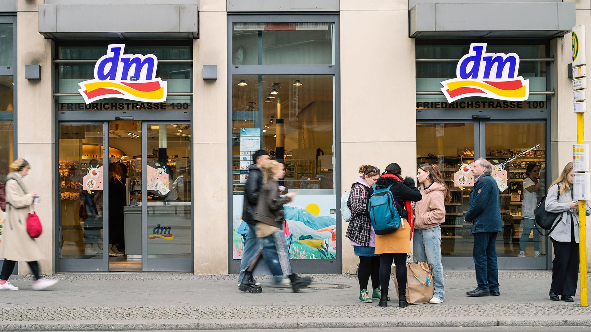 dm-Filiale in Berlin. | picture alliance / Schoening