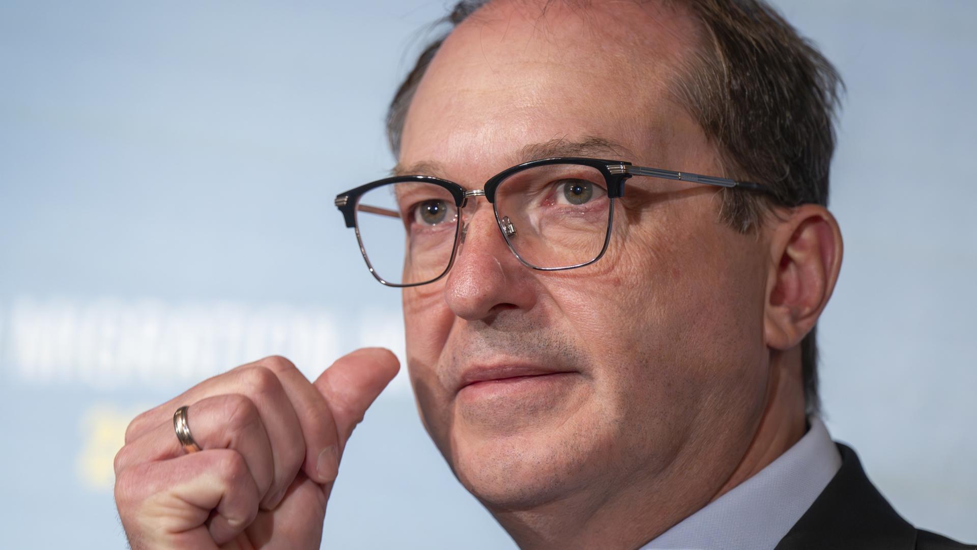 Diskussion über Abschiebezentren: Dobrindt sieht "Anfang eines Prozesses"