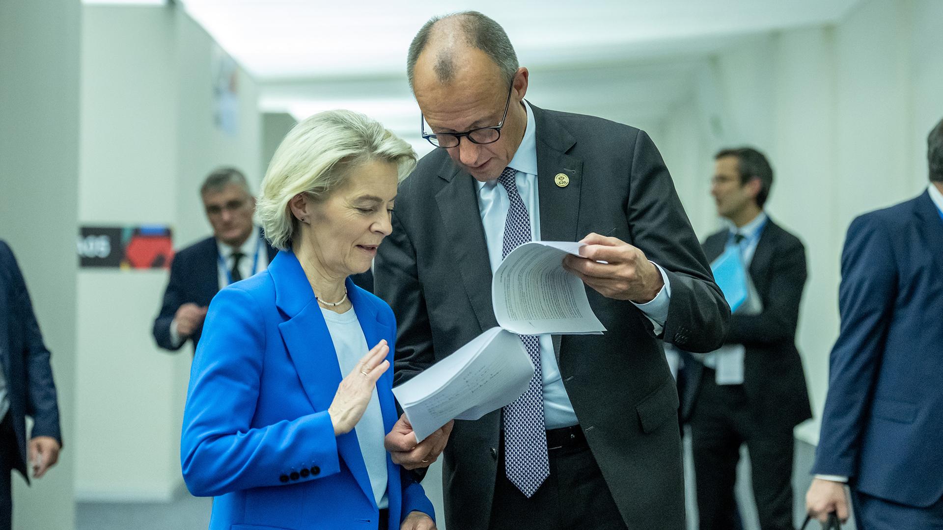 Merz verhandelt in Brüssel um über russische Vermögen