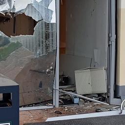 Geldautomaten-Filiale nach einer Sprengung