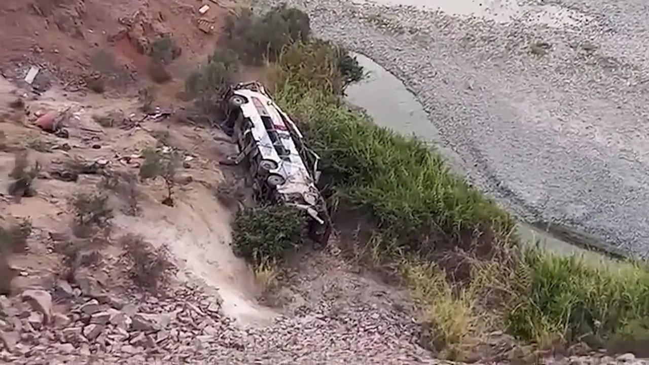 Mindestens 37 Tote bei Busunglück in Peru