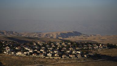Ein Blick auf die israelische Siedlung Kedar im Westjordanland.