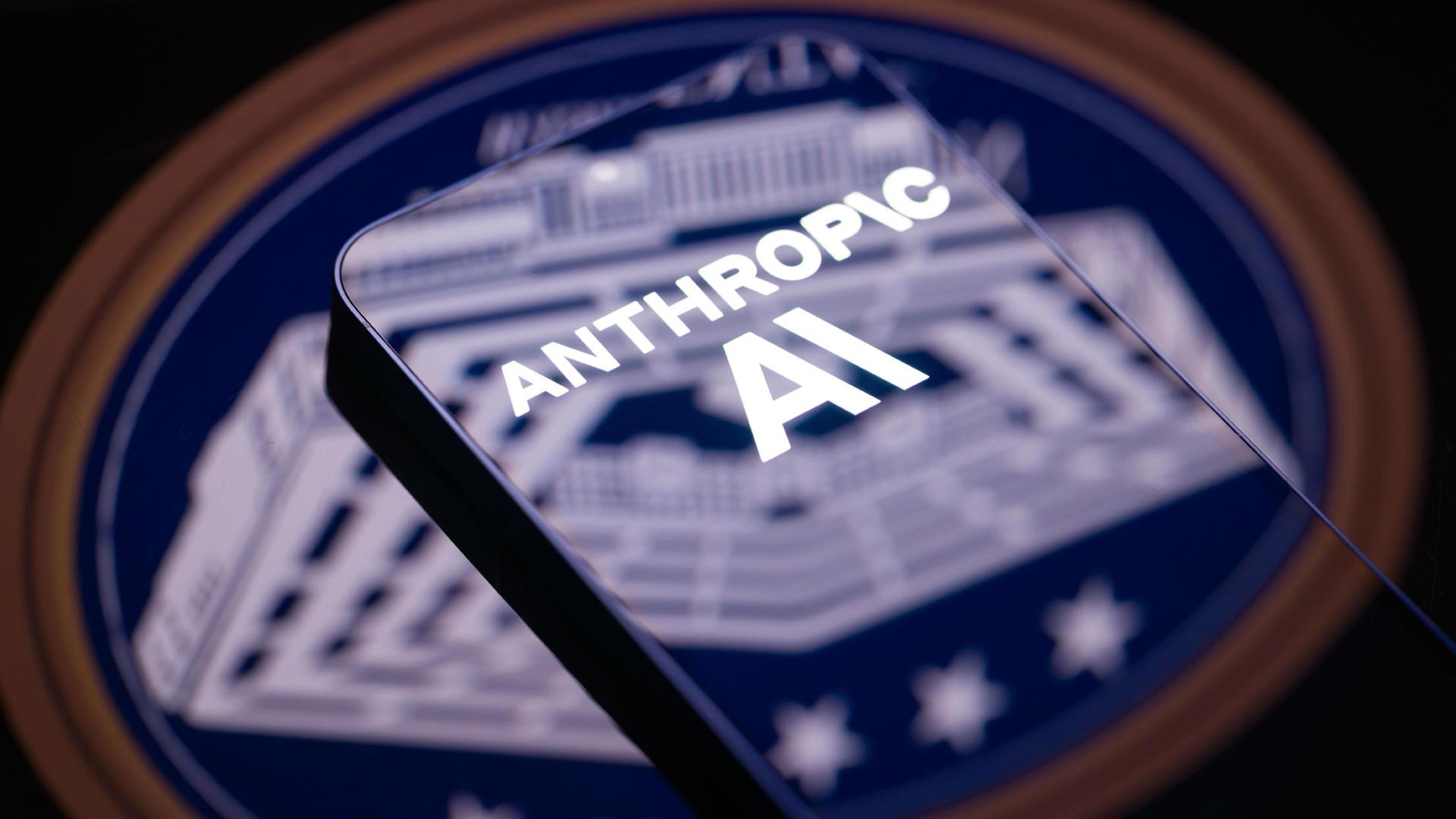 Das Logo von Anthropic ist auf einem Smartphone-Bildschirm. | picture alliance / NurPhoto